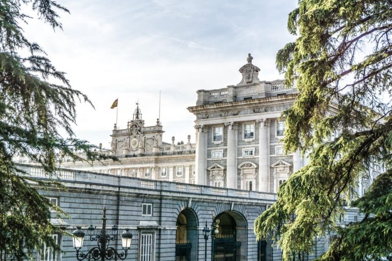 Best Things to do in Madrid for Seniors - Featured Image