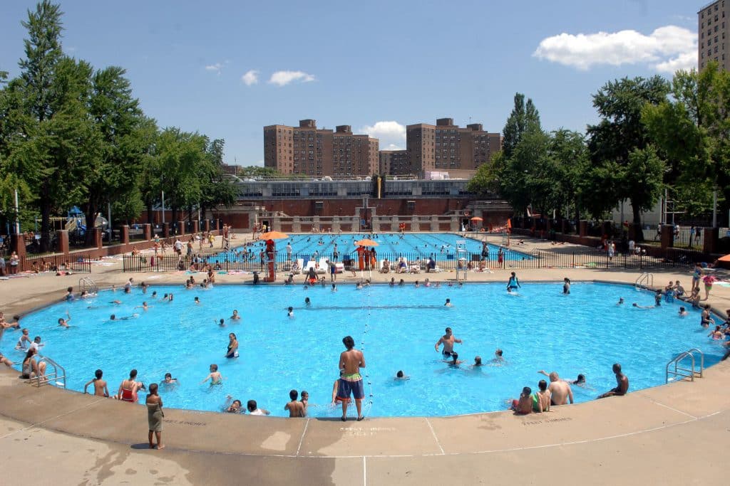 Best Outdoor Public Swimming Pools in Madrid, 2023 25m, 50m
